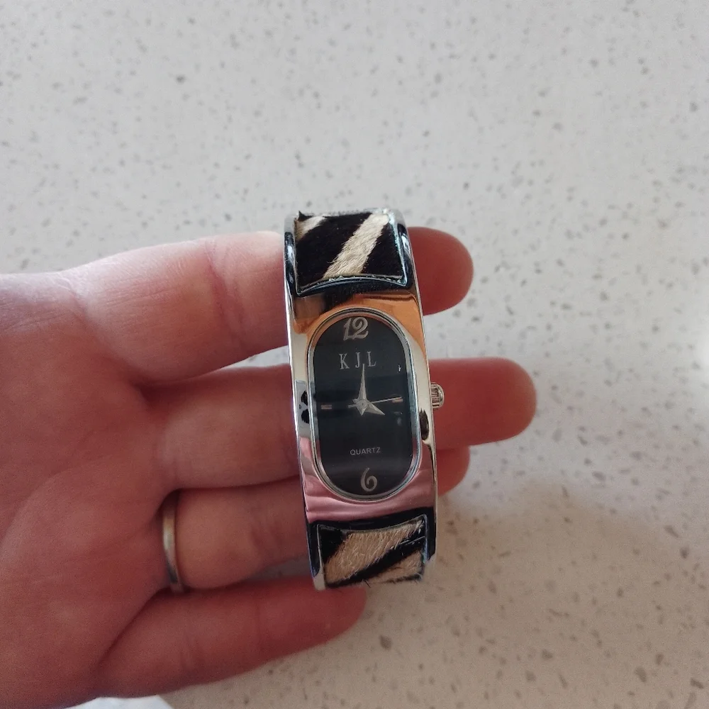 Kenneth Jay Lane Watch - Picture 1 of 5